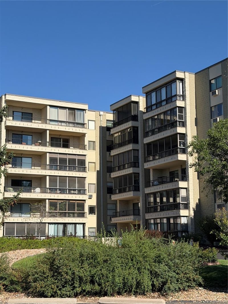 13931 E Marina Dr #205, Aurora, CO 80014