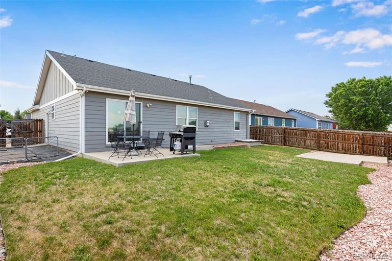 3810 Dove Ln, Evans, CO 80620