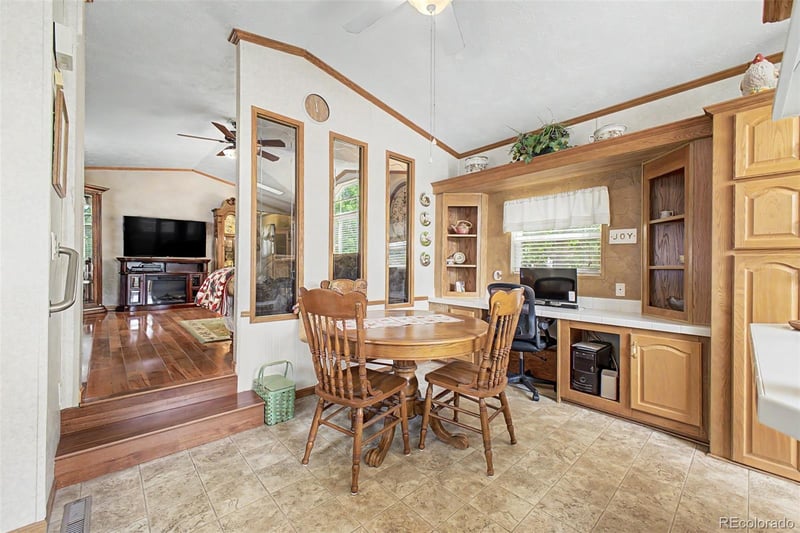 6705 S Santa Fe Dr Lot 60, Littleton, CO 80120