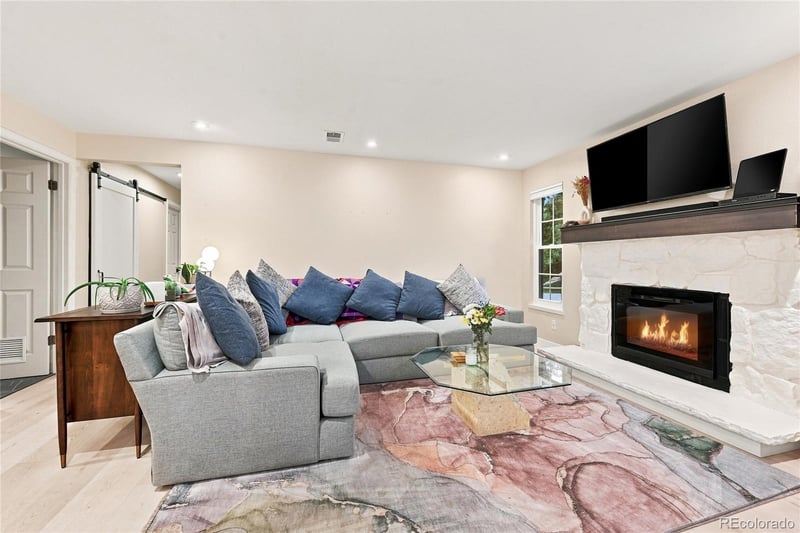 10970 W Florida Ave #211, Denver, CO 80232