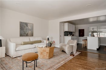 563 Jamaica St, Aurora, CO 80010