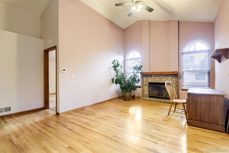 5514 S Zang St, Littleton, CO 80127