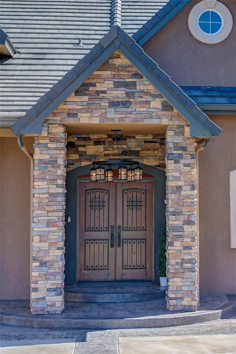 3725 Twisted Oak Cir, Colorado Springs, CO 80904