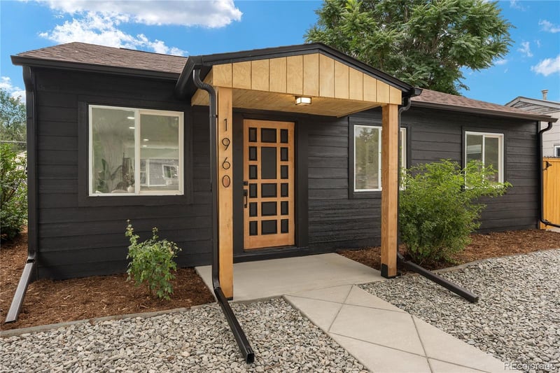 1960 S King St, Denver, CO 80219