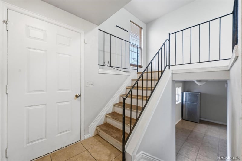16683 E Kansas Dr, Aurora, CO 80017