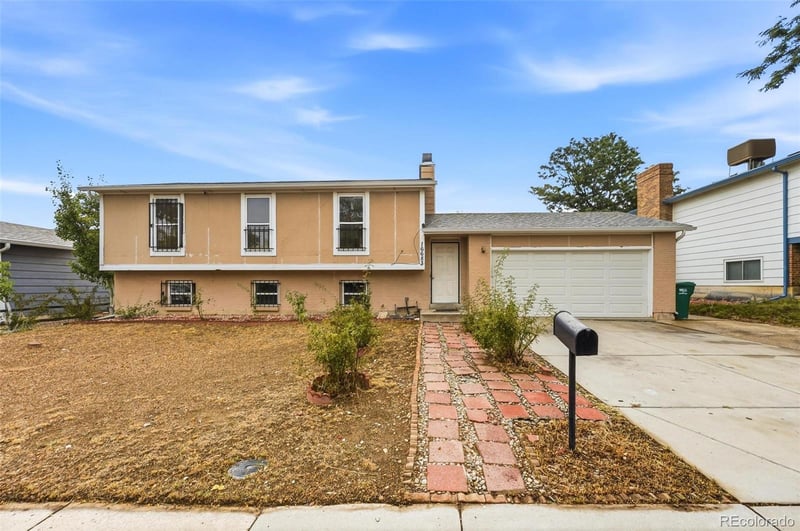 16683 E Kansas Dr, Aurora, CO 80017
