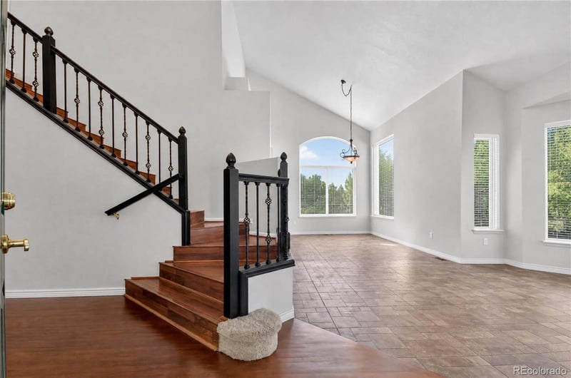 2024 Sandhurst Dr, Castle Rock, CO 80104