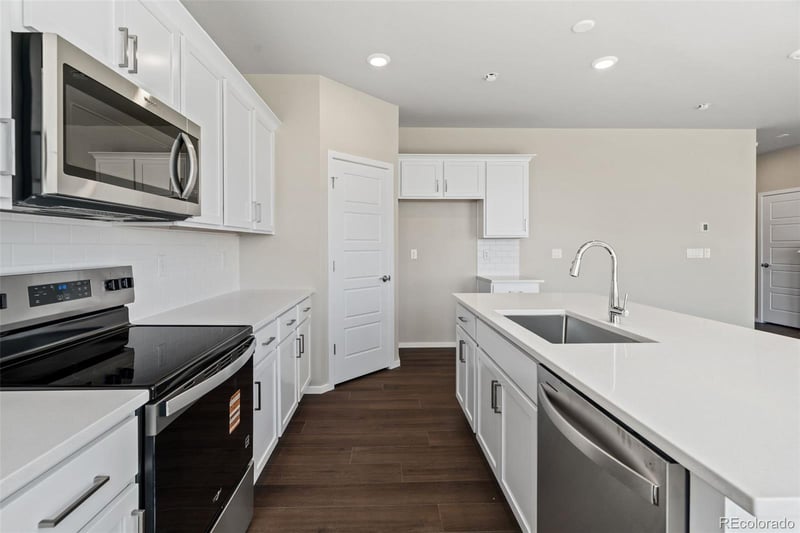 2817 Mosker St, Strasburg, CO 80136