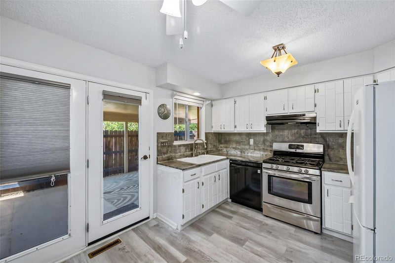 412 E Thunderbird Dr, Fort Collins, CO 80525