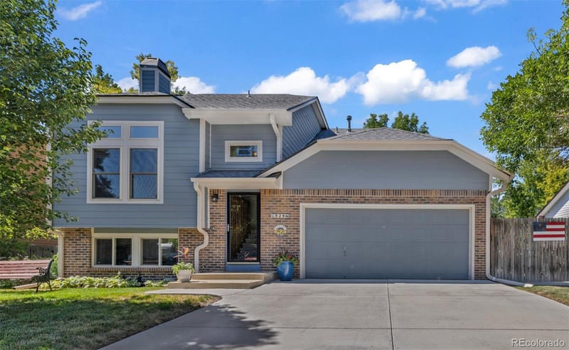 829 Buchanan Ln, Longmont, CO 80504