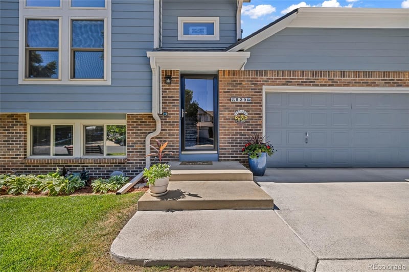 829 Buchanan Ln, Longmont, CO 80504