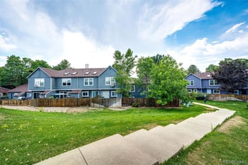1220 S Flower Cir #A, Lakewood, CO 80232