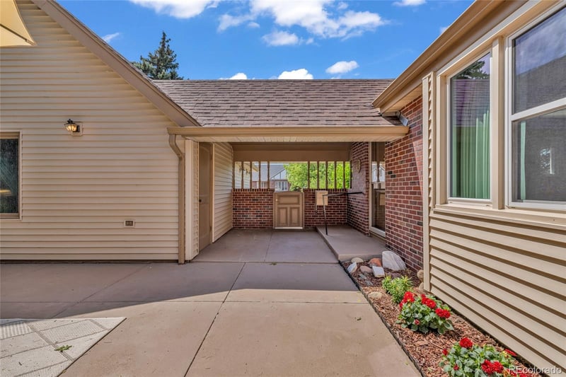 916 Fairhurst St, Sterling, CO 80751