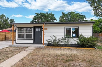 1631 W Hoye Pl, Denver, CO 80223