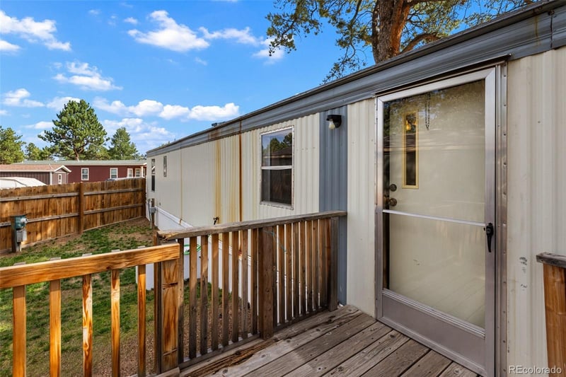 27572 N Highway 67, Woodland Park, CO 80863