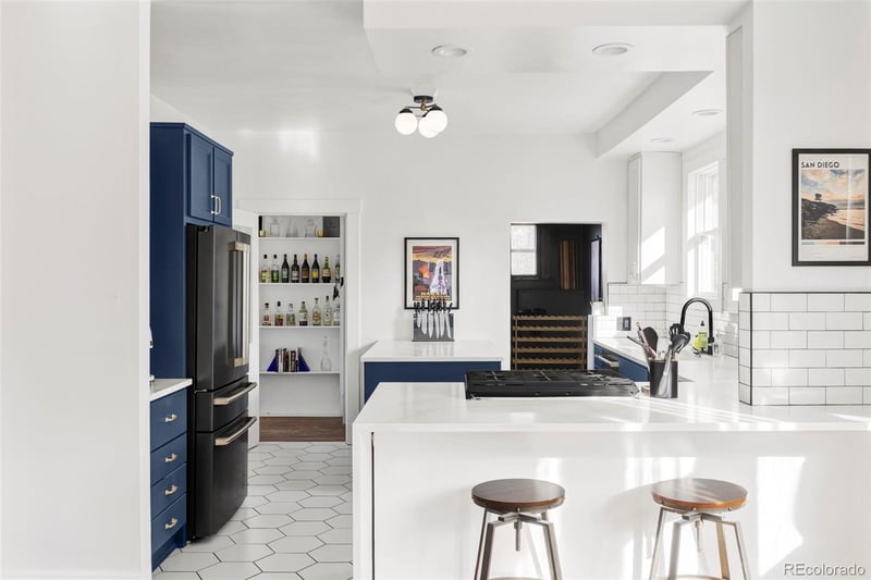 2542 Irving St, Denver, CO 80211