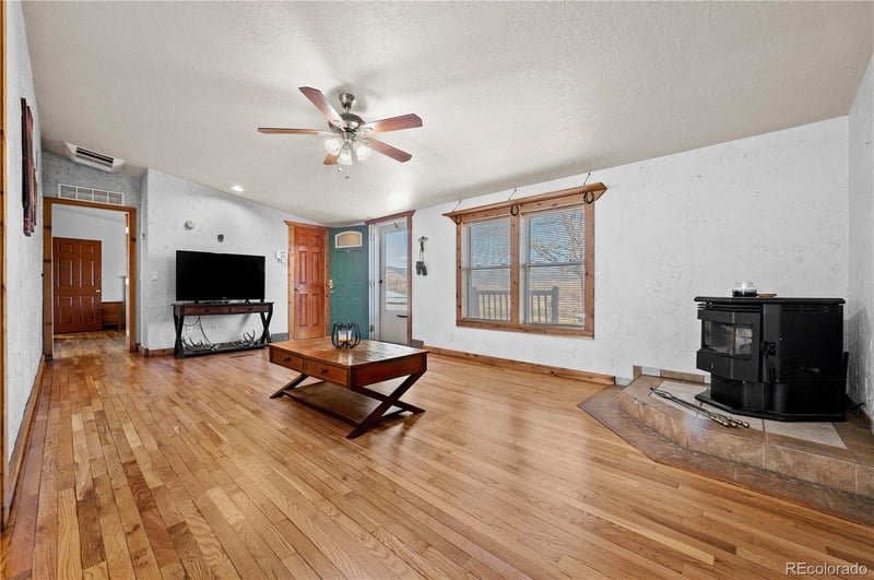 1762 Meadowdale Ln, Canon City, CO 81212