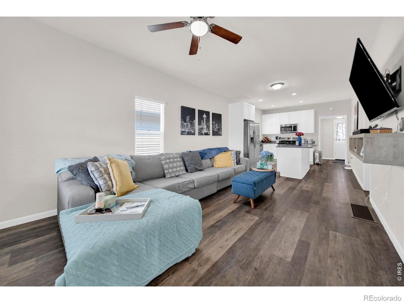 318 N 6th St, Sterling, CO 80751