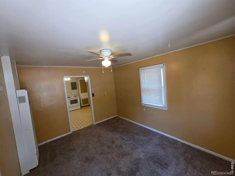 310 N 8th Ave, Sterling, CO 80751