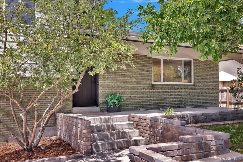 1569 S Lee St, Denver, CO 80232