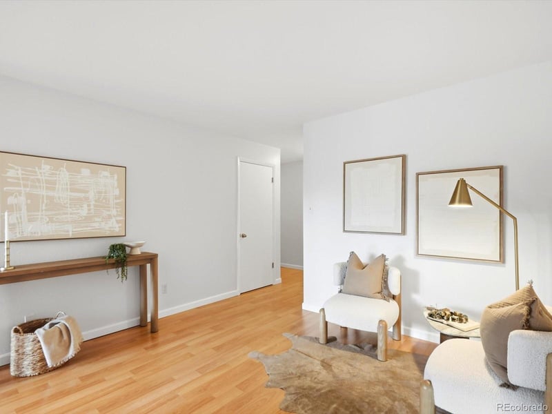 252 N Pennsylvania St #401, Denver, CO 80203