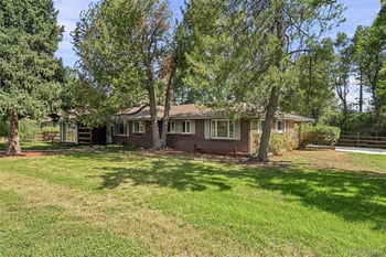 7990 Crest Dr, Lakewood, CO 80214
