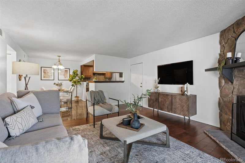 943 S Zeno Way #207, Aurora, CO 80017