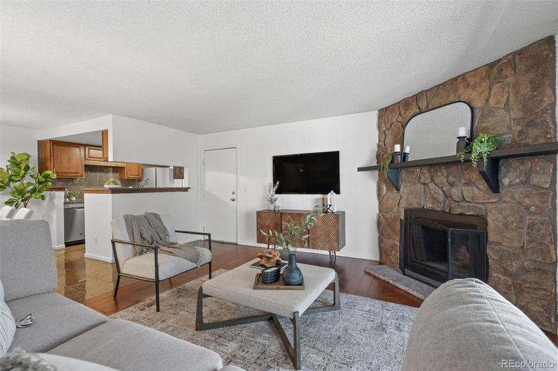 943 S Zeno Way #207, Aurora, CO 80017