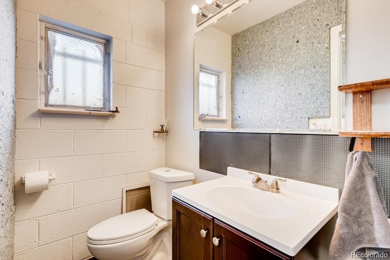 3015 W 9th Ave, Denver, CO 80204
