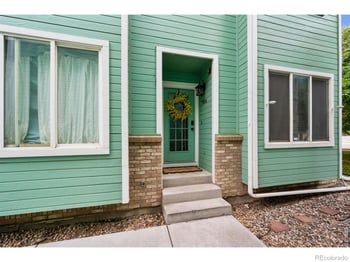 954 Monroe Ave, Loveland, CO 80537