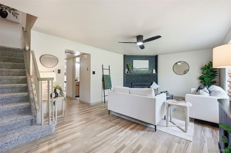 194 Gamble Ln, Pueblo, CO 81001