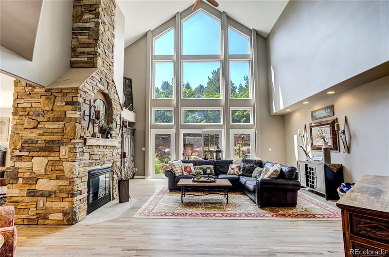 14375 Timber Trl, Larkspur, CO 80118