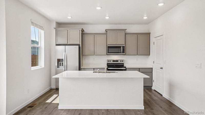 43113 Castle Stuart St, Elizabeth, CO 80107