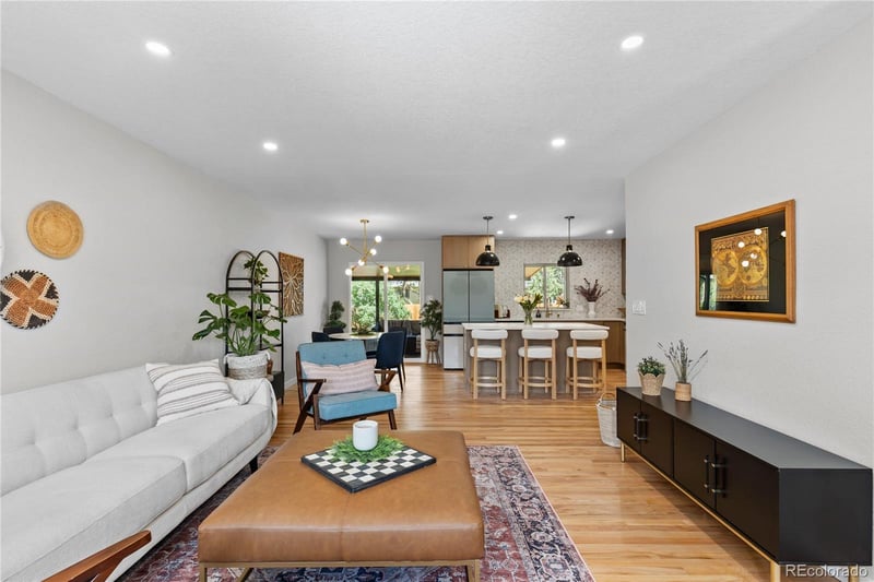 954 S Ivy St, Denver, CO 80224