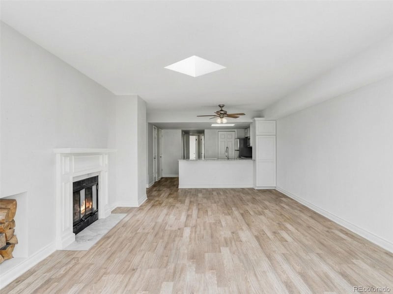 1226 S Monaco Street Pw #307, Denver, CO 80224