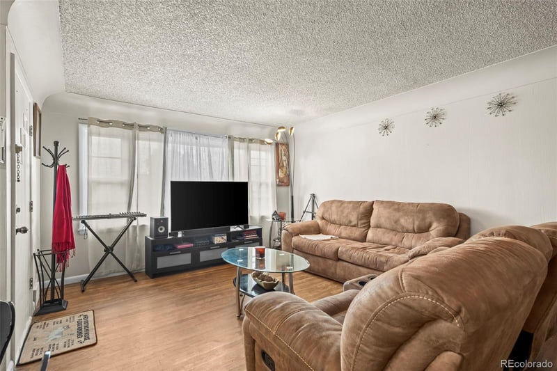 1008 22nd Avenue Ct, Greeley, CO 80631