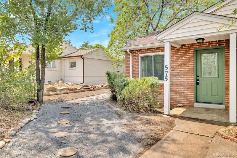 575 S Clay St, Denver, CO 80219