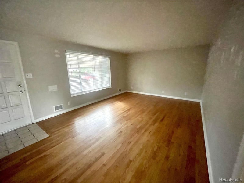 442 Fulton St, Aurora, CO 80010