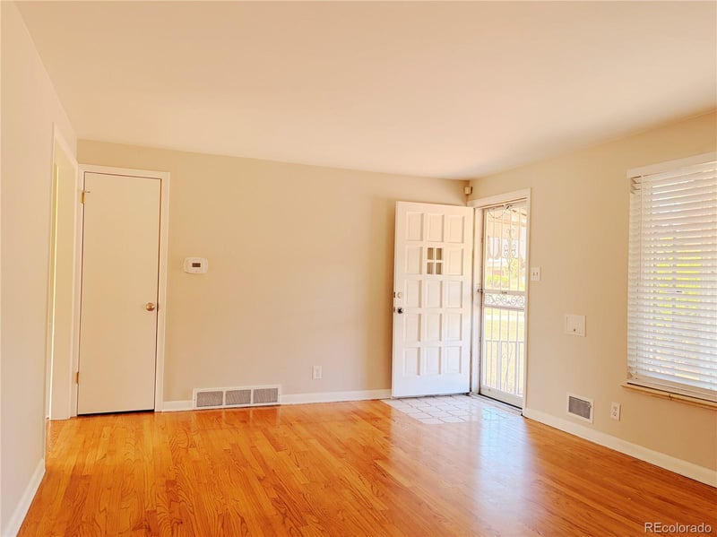 442 Fulton St, Aurora, CO 80010