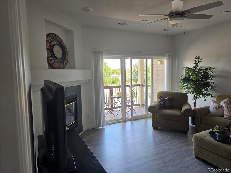 7375 S Alkire St #205, Littleton, CO 80127