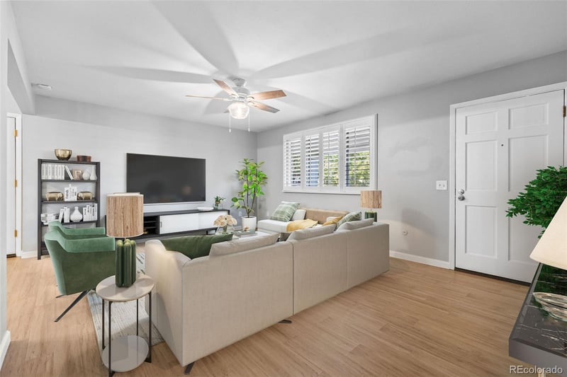7154 S Pennsylvania St, Littleton, CO 80122