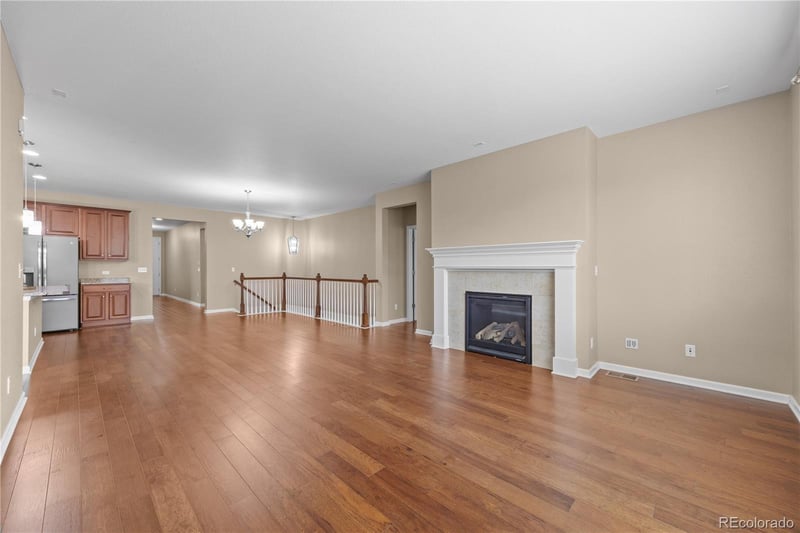 4961 S Versailles Cir, Aurora, CO 80015