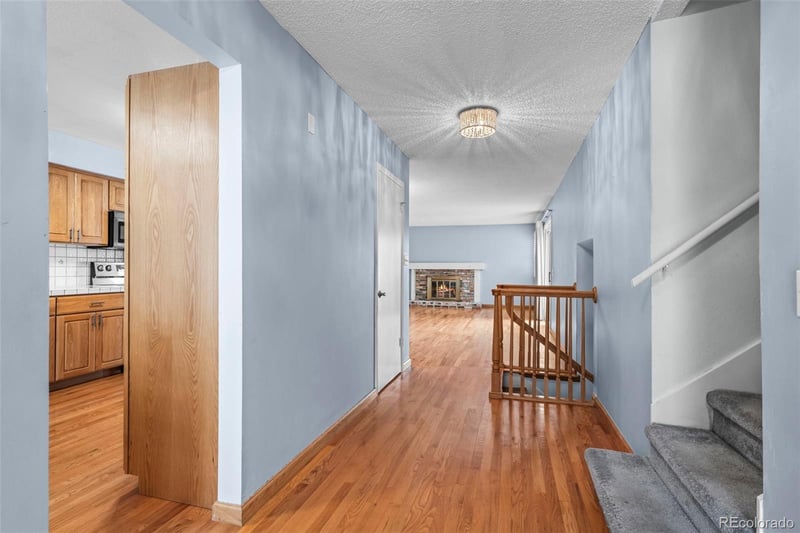 7449 W Maple Dr, Lakewood, CO 80226