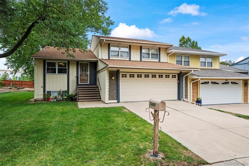 7449 W Maple Dr, Lakewood, CO 80226