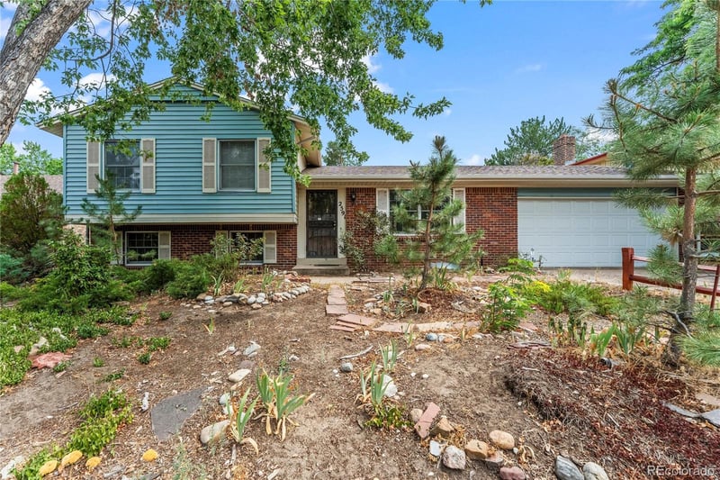 2591 S Eagle Cir, Aurora, CO 80014