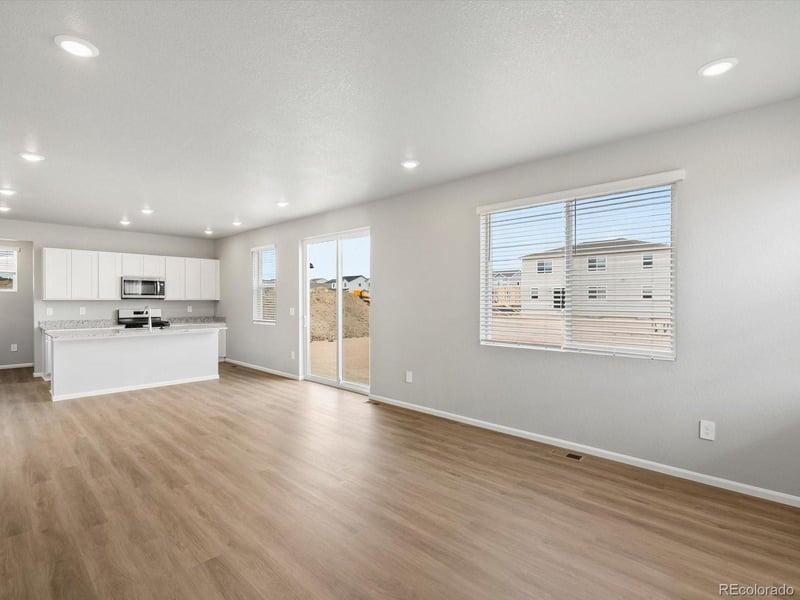 4634 Sugarcane St, Johnstown, CO 80534
