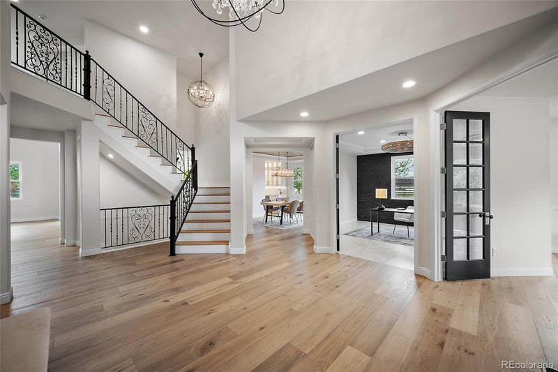11940 E Lake Ct, Englewood, CO 80111
