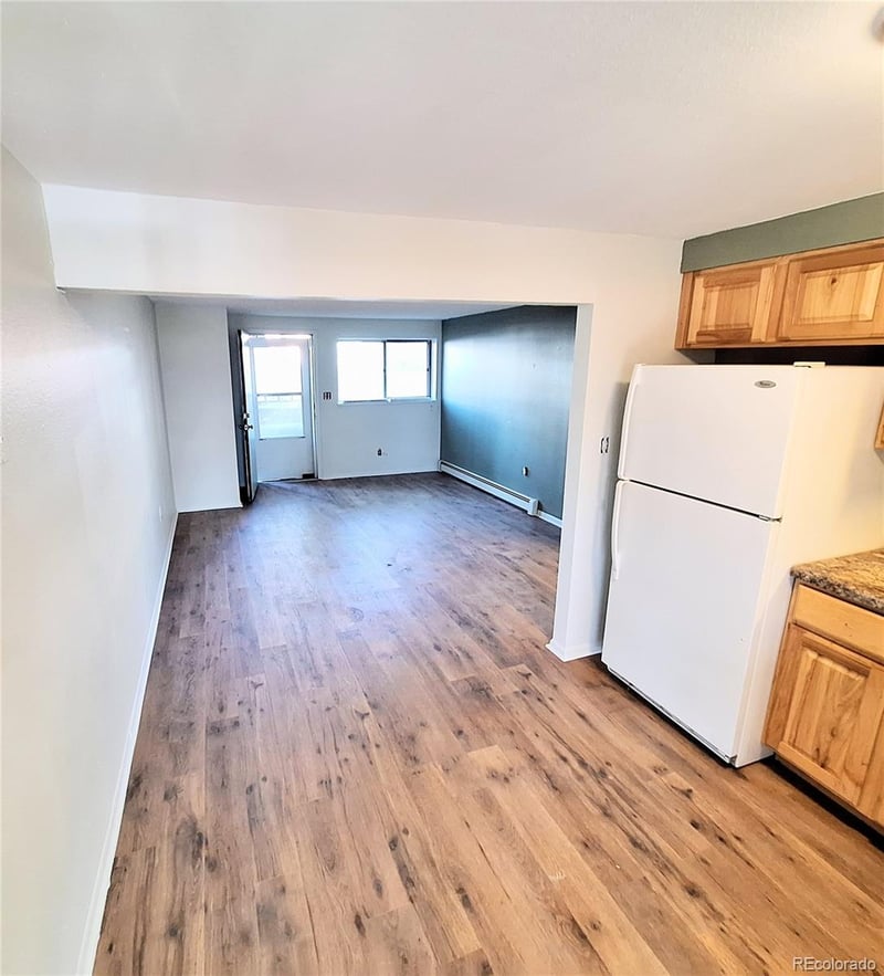 1065 Magnolia St, Colorado Springs, CO 80907