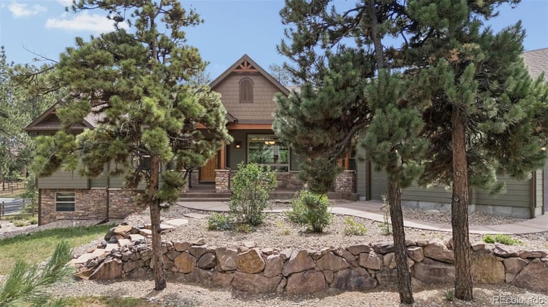 7440 Cameron Cir, Larkspur, CO 80118