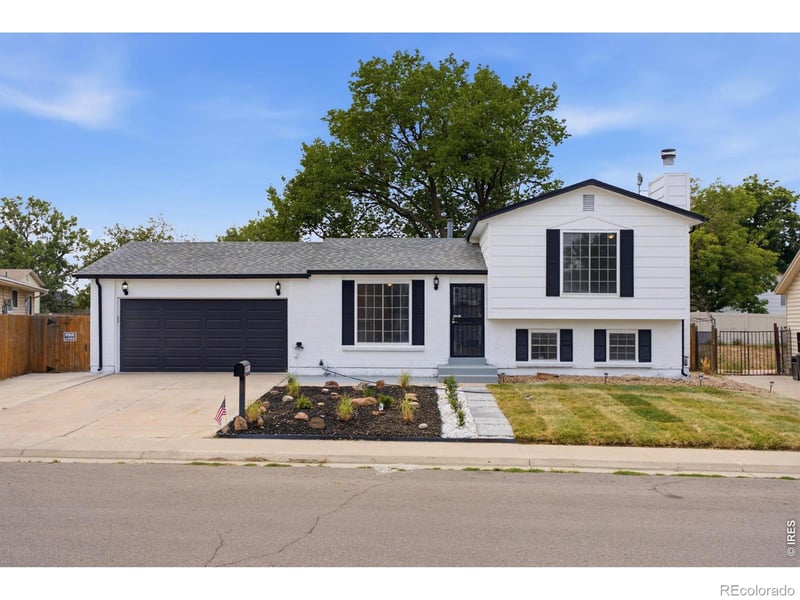4513 Fairplay Way, Denver, CO 80239